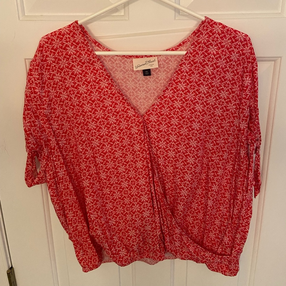 Universal Thread XXL Top